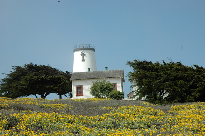 Piedras Blancos Lighthouse 075.jpg